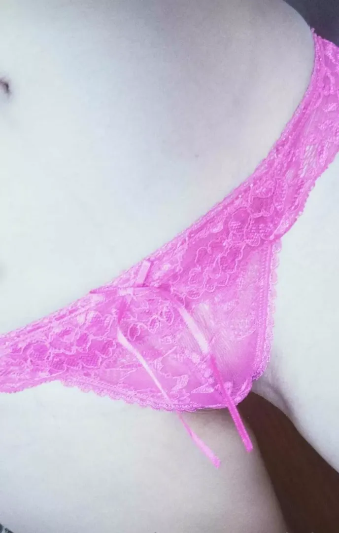 Let me share my pink panties with you 💓