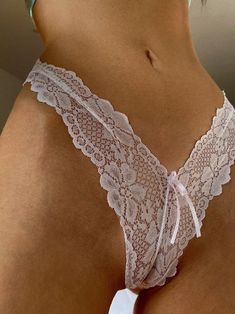 Let me take off my panties for you [f]