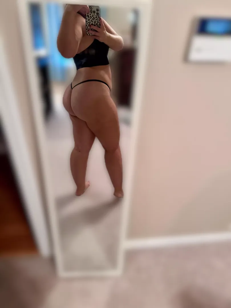 Let me treat with this booty 