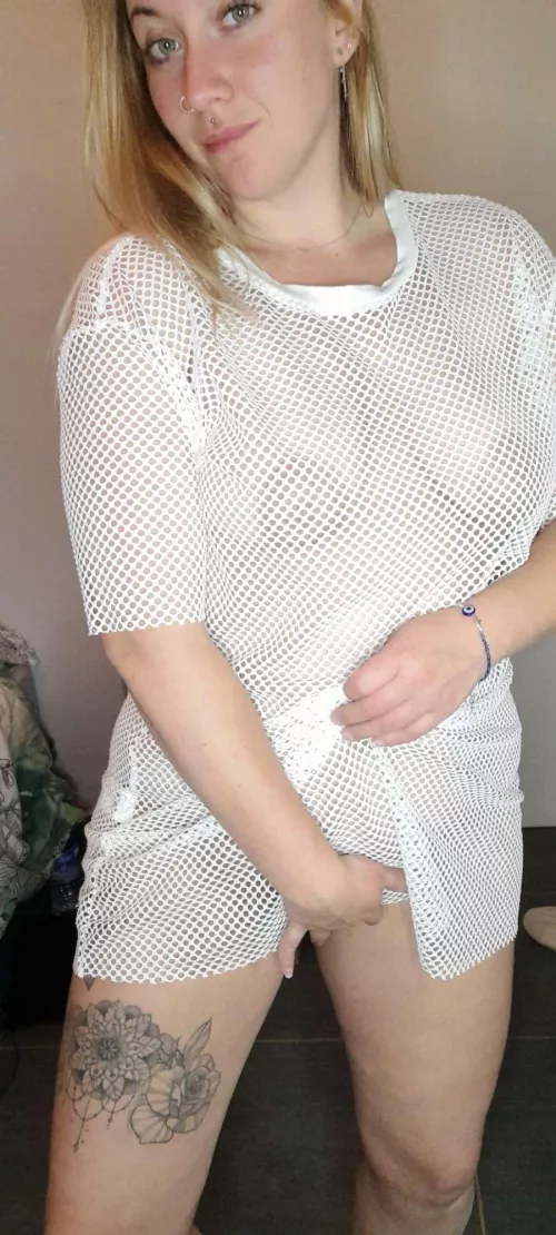 Let me wear this for our first meet ! 🙈