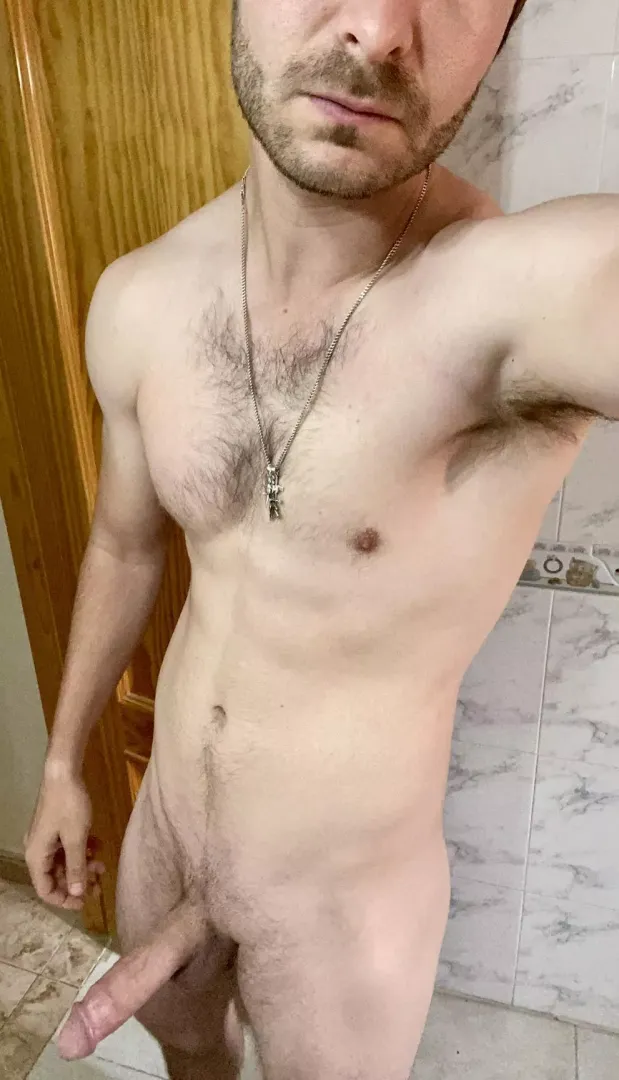 Let’s both hit the gym today 😉