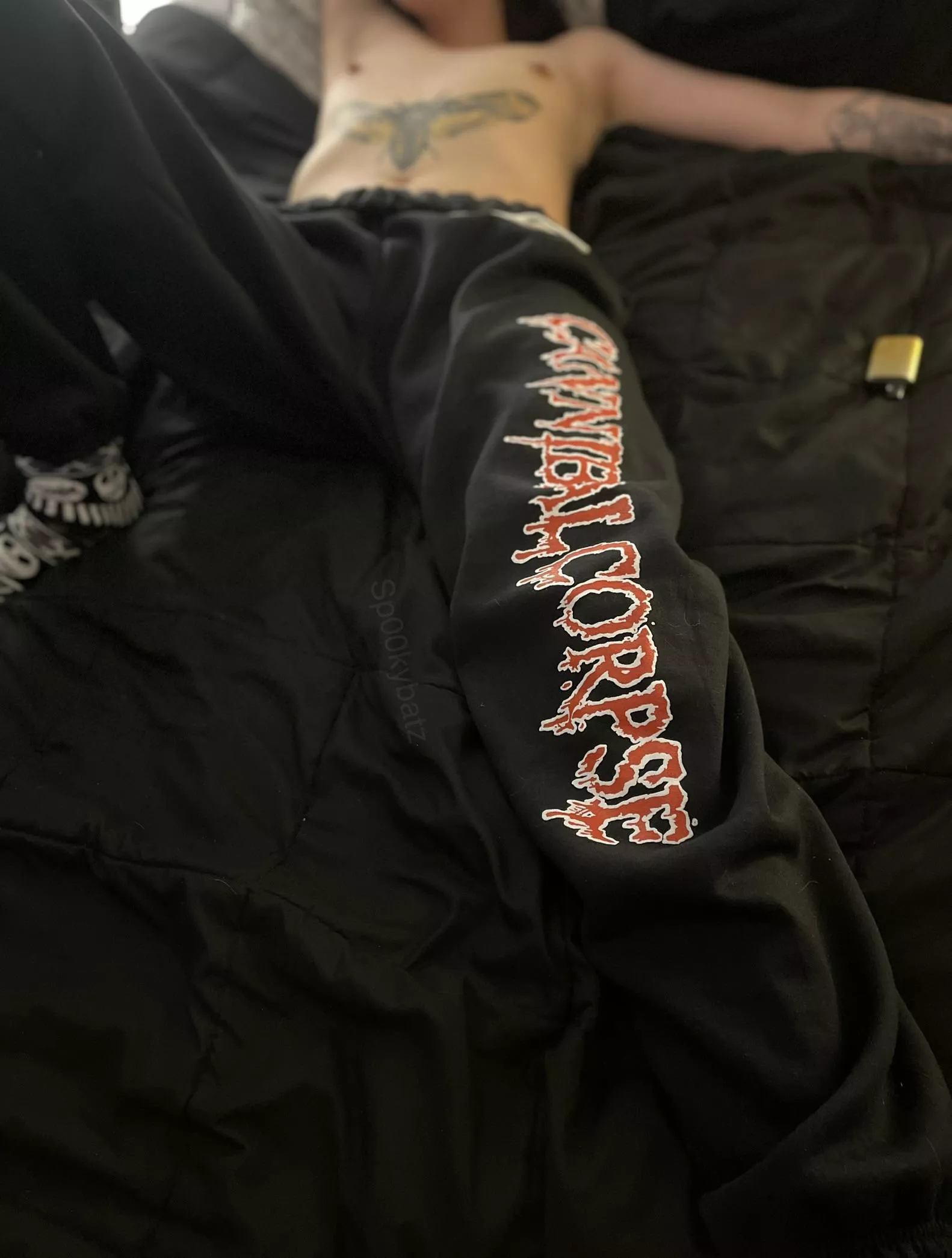 Let’s get comfy while listening to Cannibal Corpse 🤘