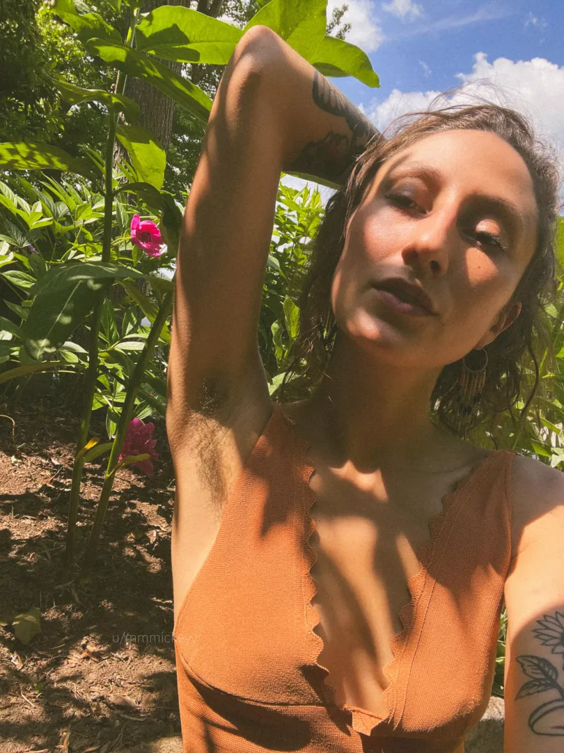 let's get sweaty in the garden