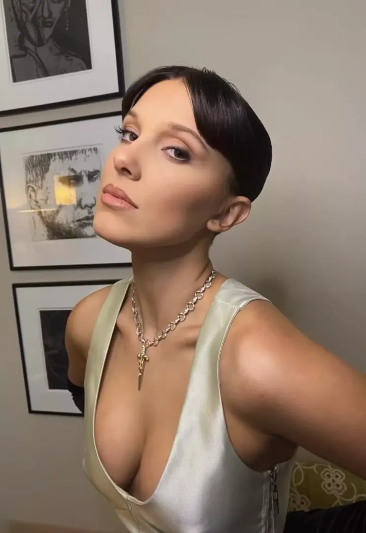 Lets goon to Millie Bobby Brown's tits