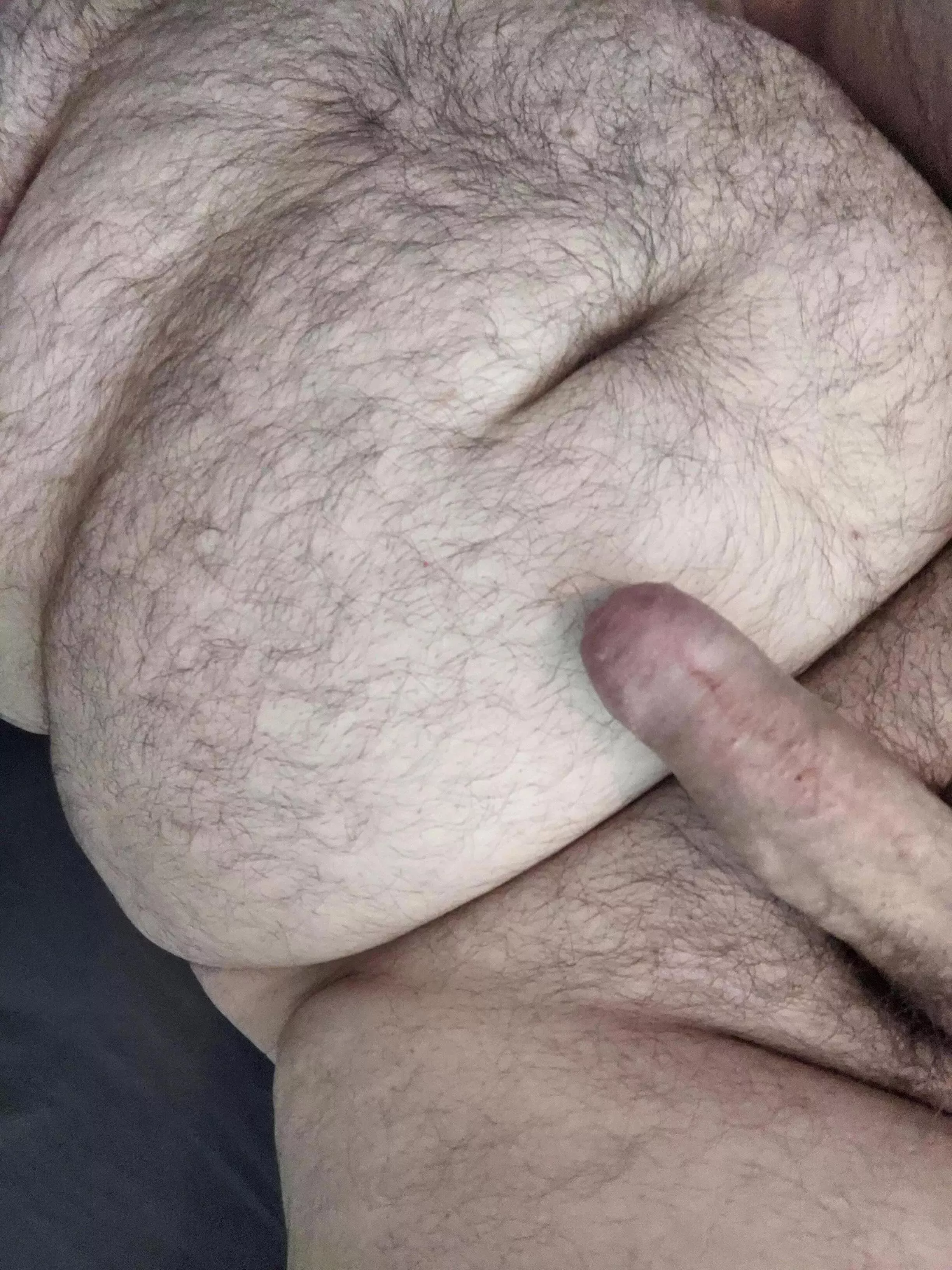 Let's start 2023 with a good, hard fucking 😋 DMs open