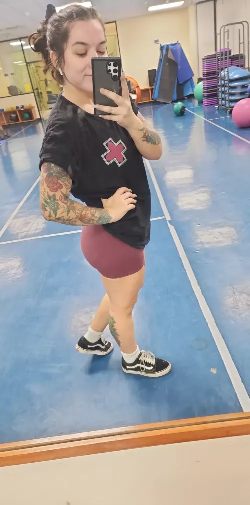 let's work out 😋