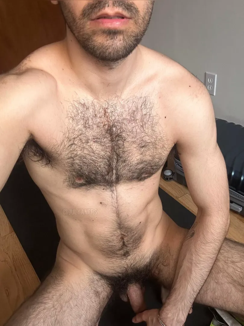 Lick me head to toe 🥵