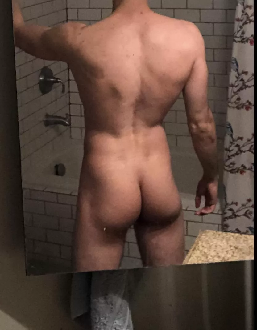 Lifeguard here. How’s my beach body?