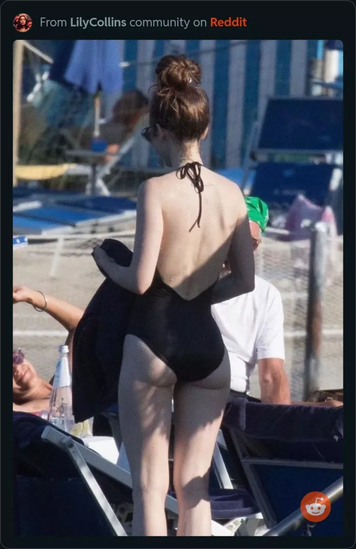 Lily Collins