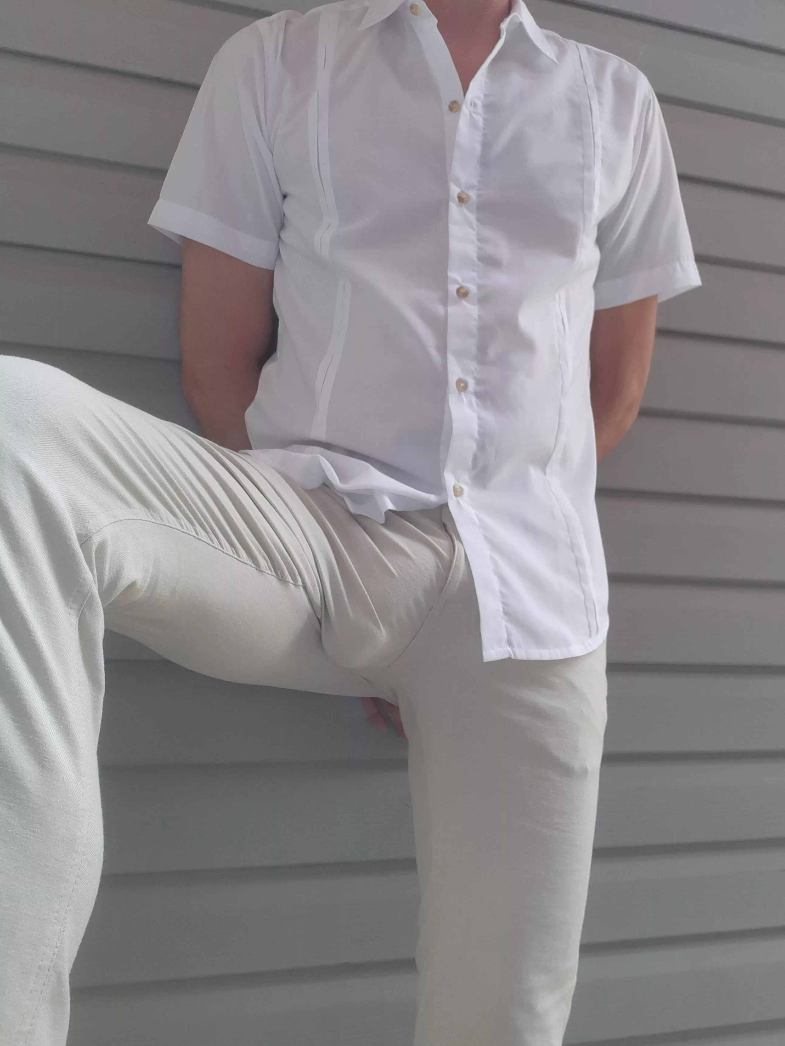 Linen pants show all