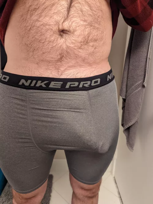 Little photoshoot for you this fine evening.