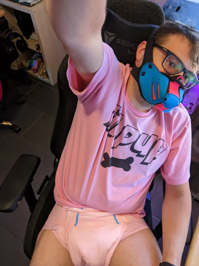 Little Pink Pupper is ready for the weekend