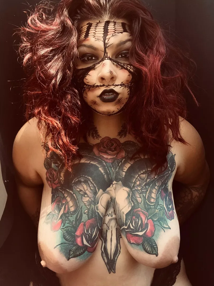 livingdeadgirl