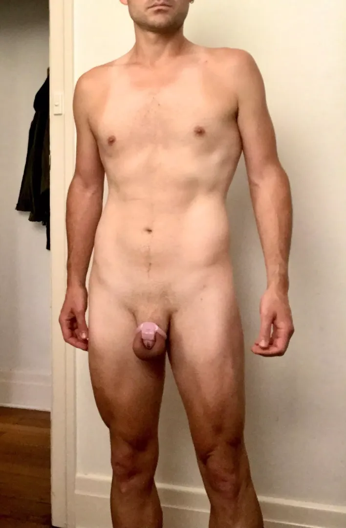 Locked houseboi