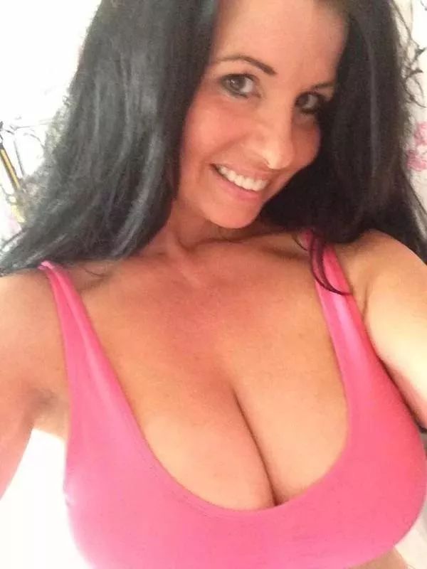 Look at those tits
