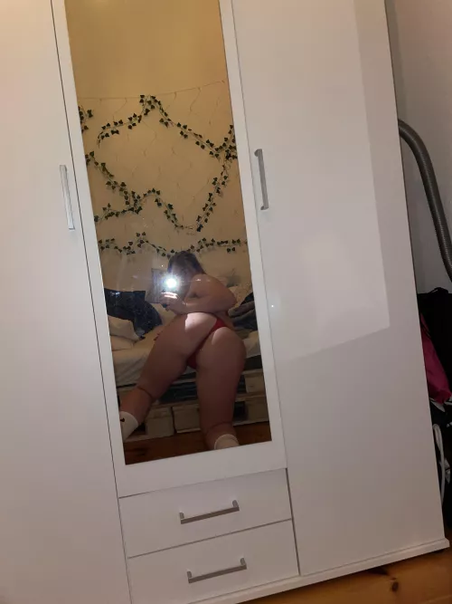 Look how cute I am :)
