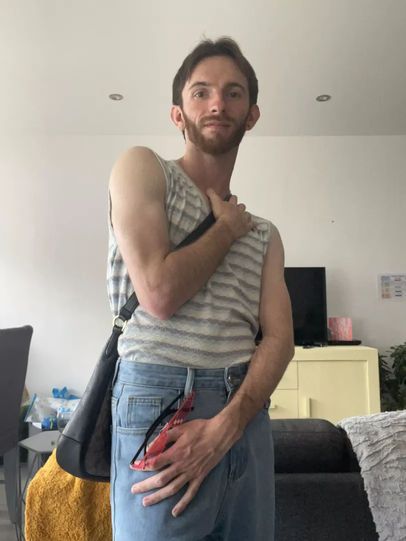 Looking for a Val E-boy Duo 👀