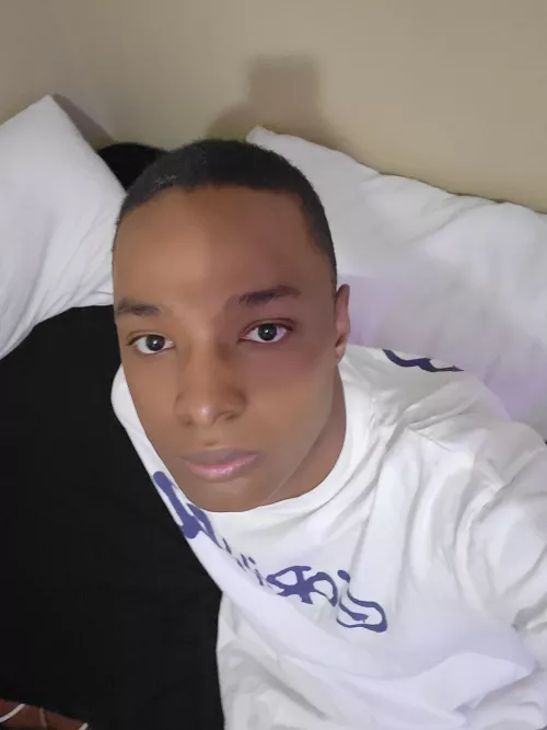 Looking for Gaymer friends who are into console (I own a PS4 and  Switch). Huge plus if you live in Atlanta. 