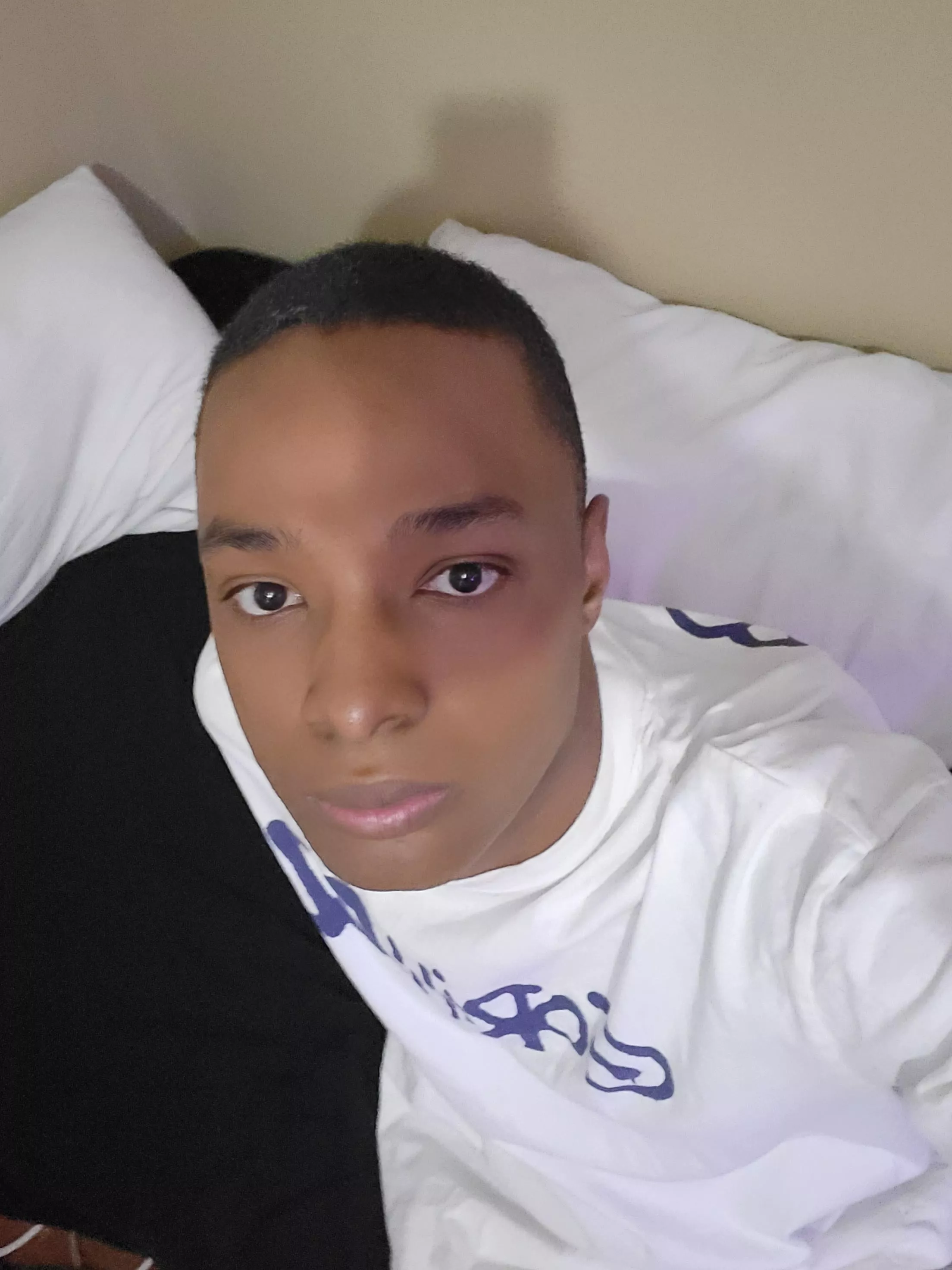 Looking for Gaymer friends who are into console (I own a PS4 and  Switch). Huge plus if you live in Atlanta. 