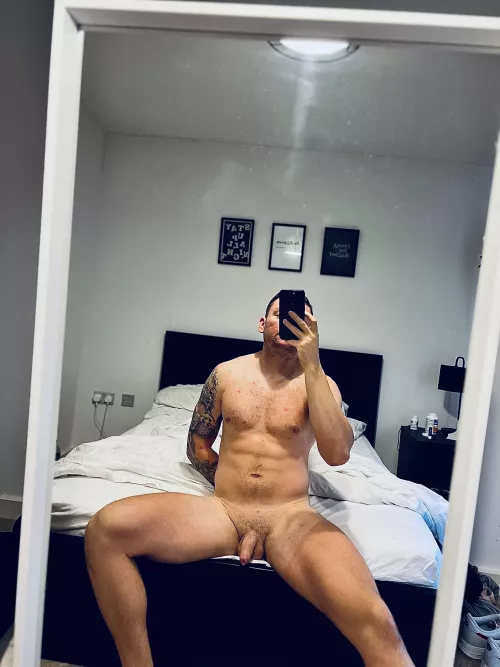 Looking for someone to get on their knees and take my dick? 💦