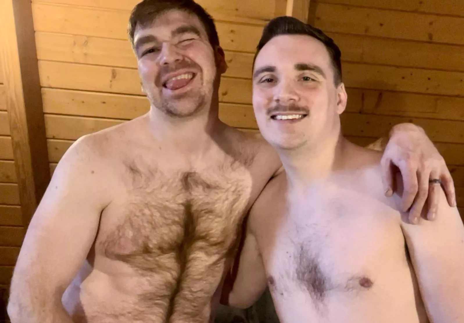 Looking forward to frotting LIVE tonight!