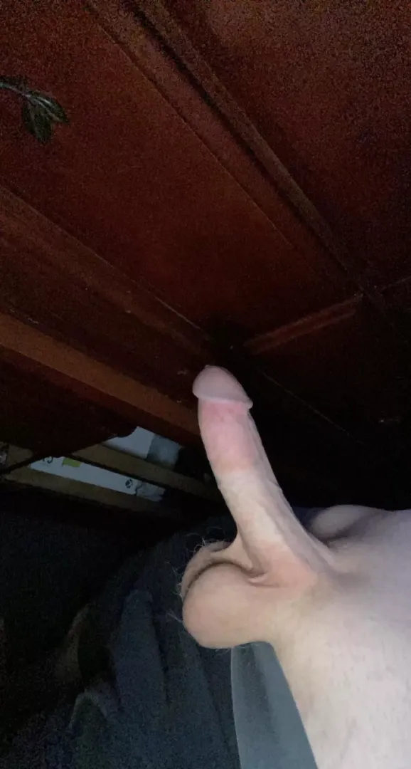 Looking to bend a chub over😏