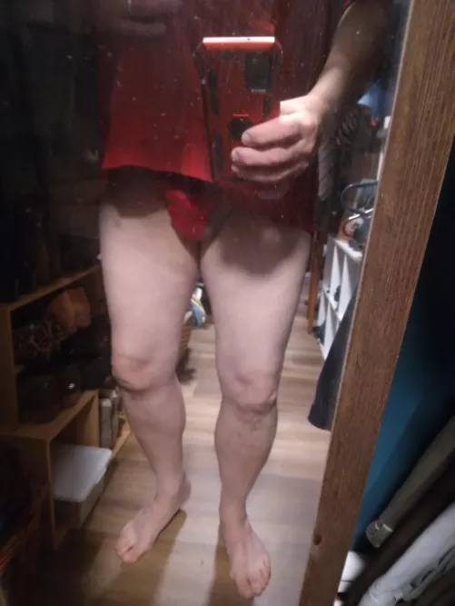Lotsa red for a freshly shaved cock!