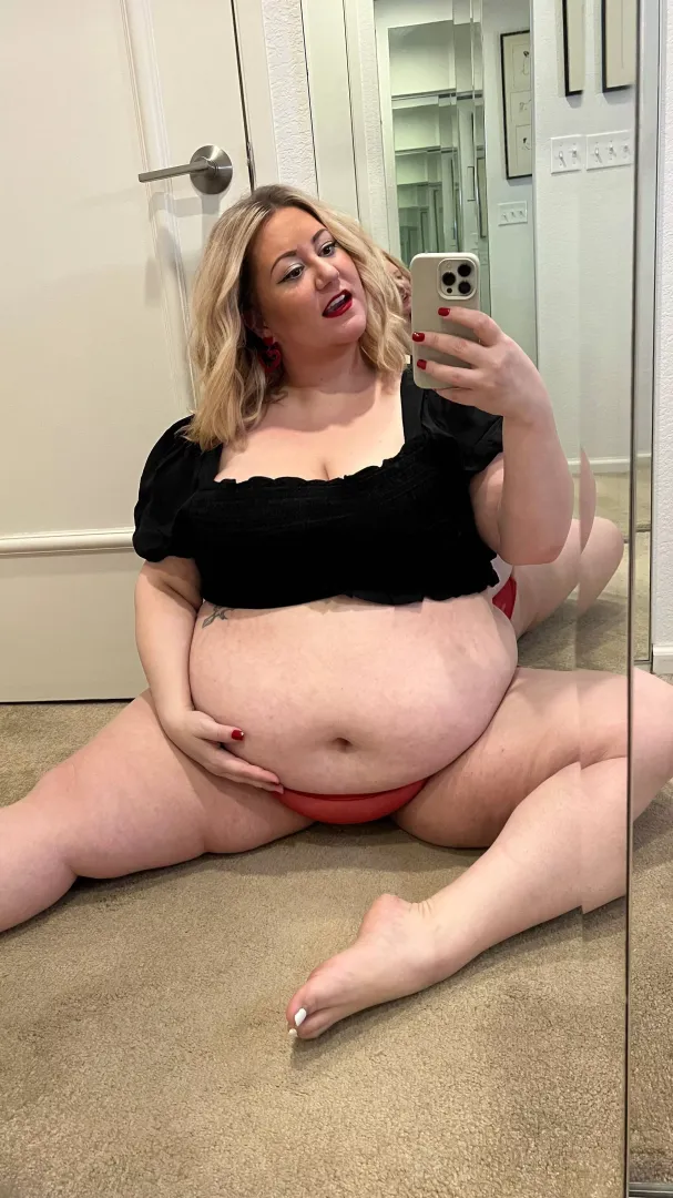 Love getting naughty in the mirror