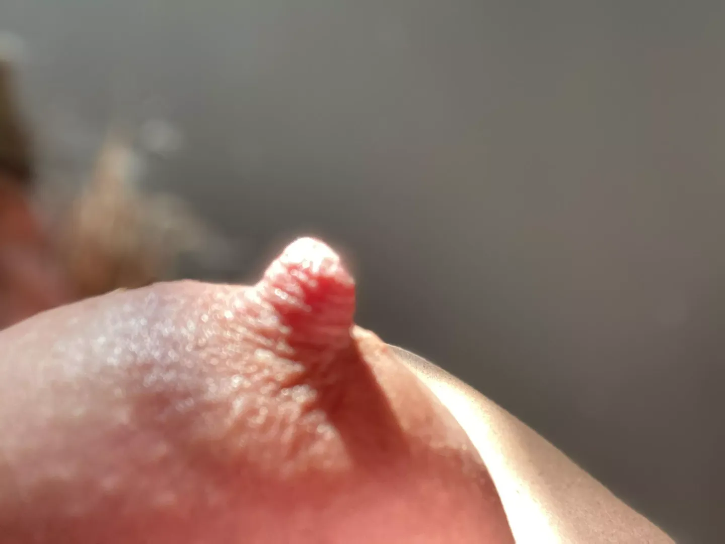 Love how the light look on my nipple. Happy Friday. Hope you are all having a great day