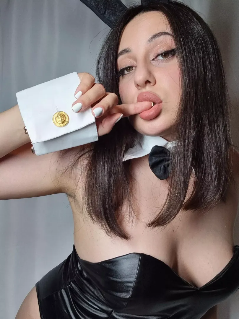 Love me baby