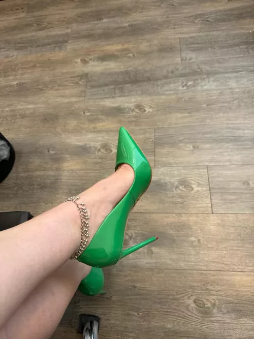 Love the color 