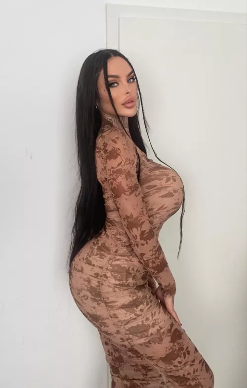 Love this dress