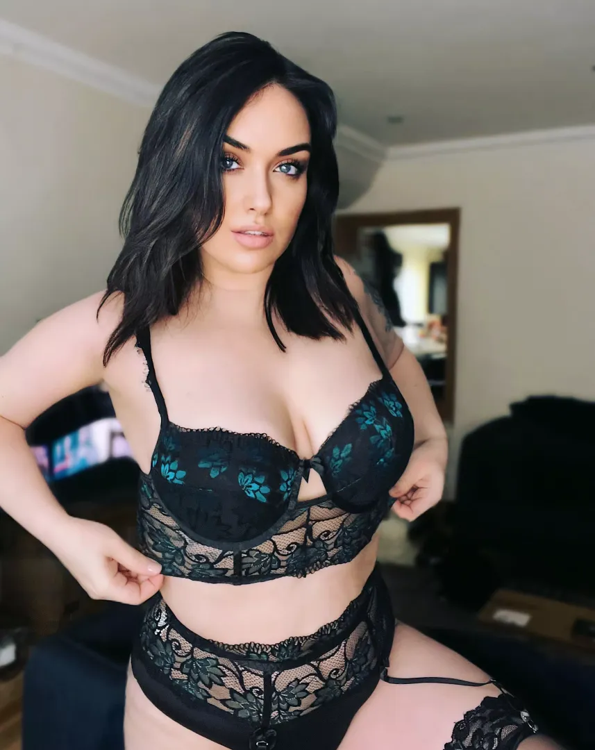 Love this lingerie