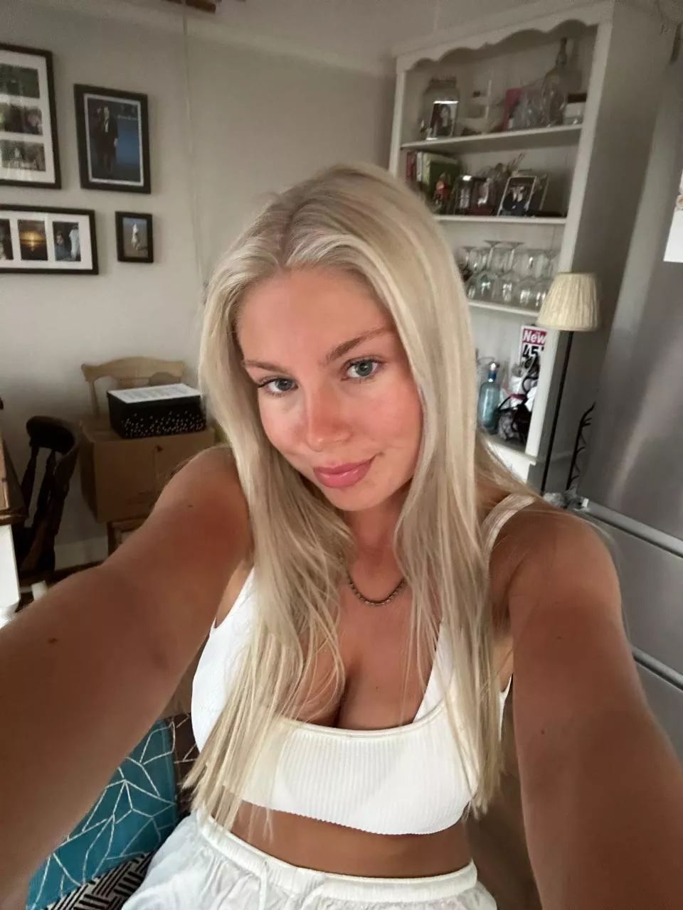 love white crop tops 