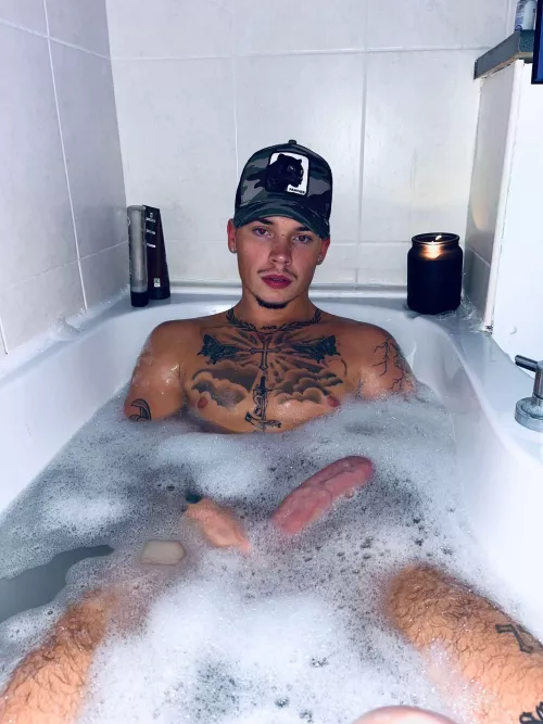 Loving the bath lately 💦