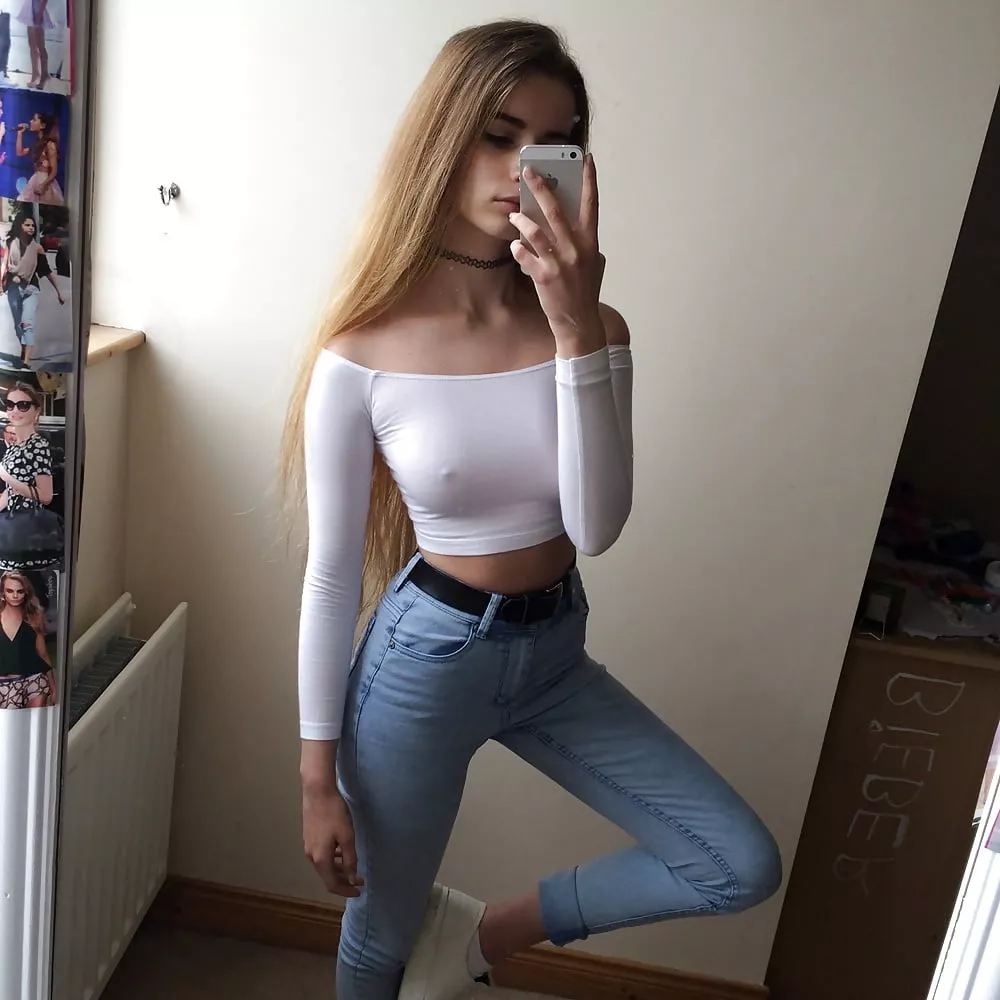 loving this top!
