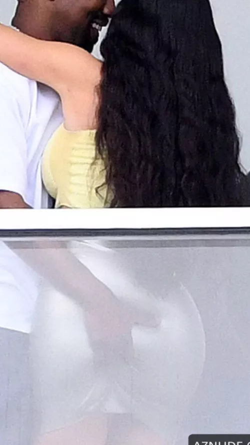Lucky Kanye 🍑