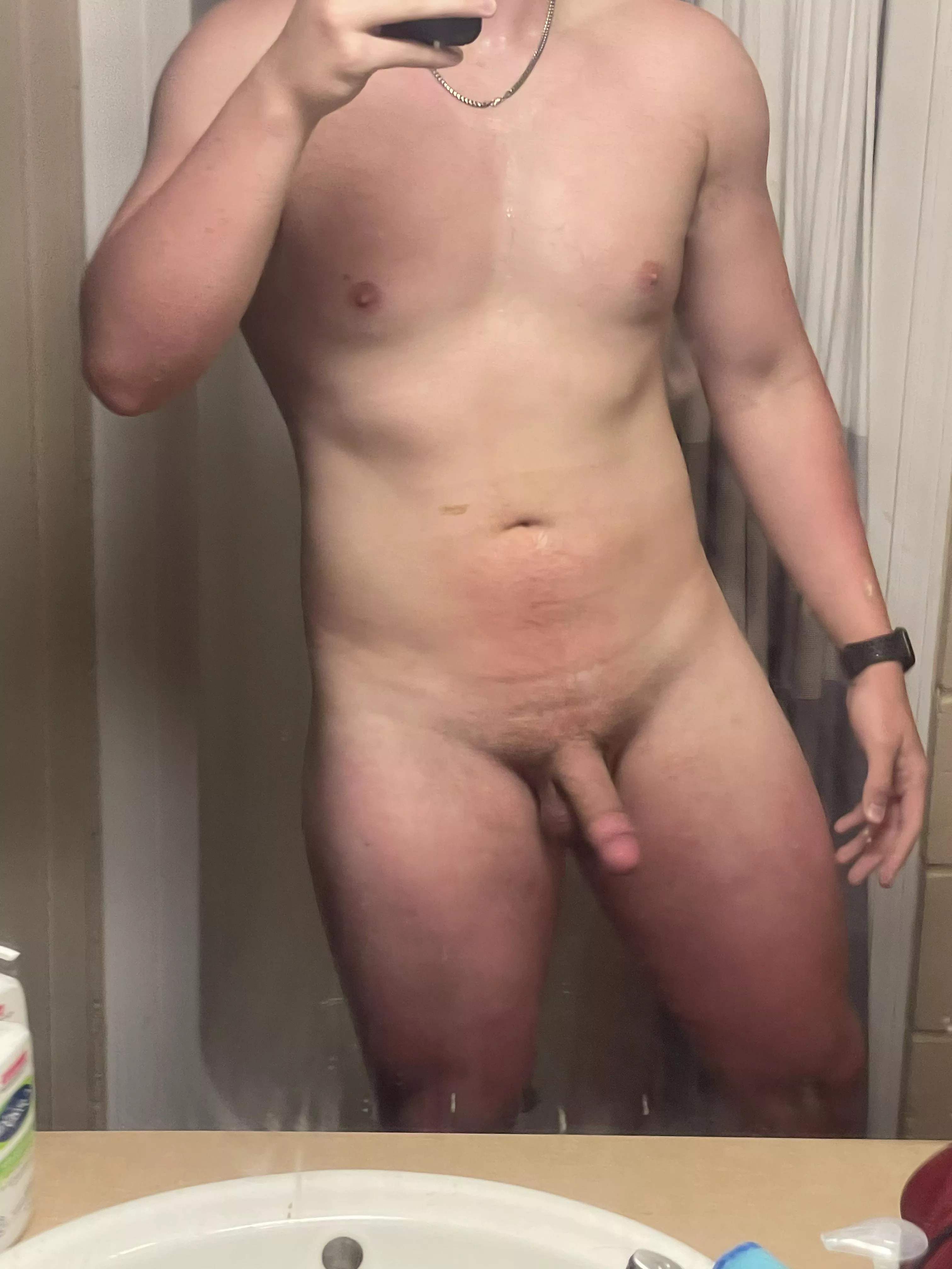 (m) 22 6’2” 214lbs. Just out the shower what y’all think?