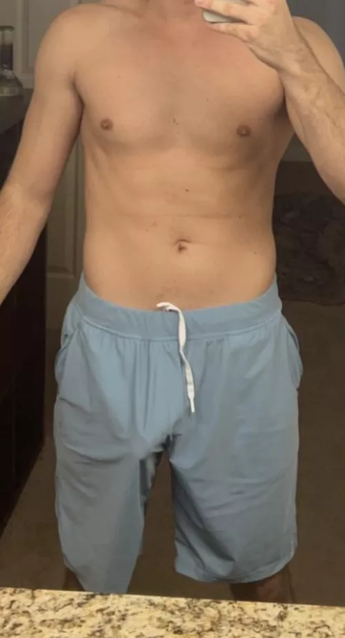 [m] 25. Lmk if I should get more pics like this lol.