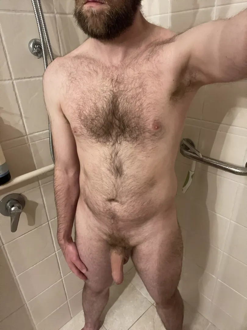 [M] 34, 90kg, 6’2” not much heavier than 2 months ago but feeling the recent lack of time & sleep on my body shape.