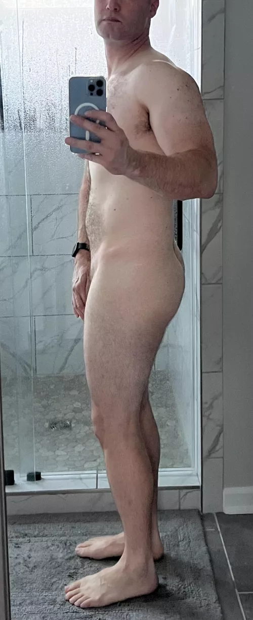 (M) 42, 215, 6' OC of squatting power