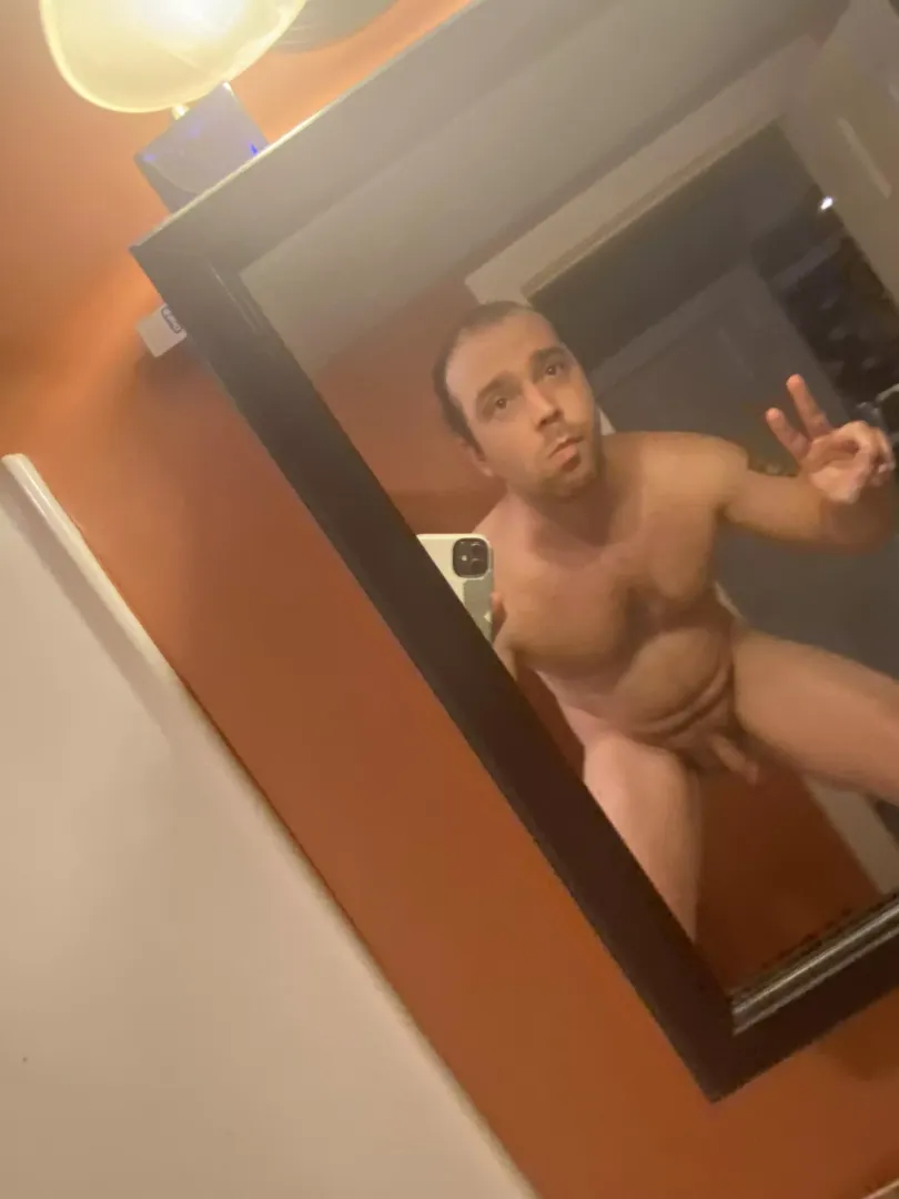 (M)