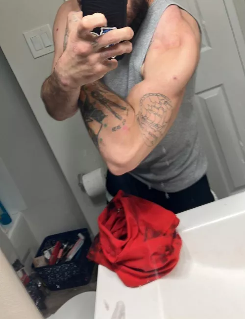 (M) not quiet n00d doe 😁