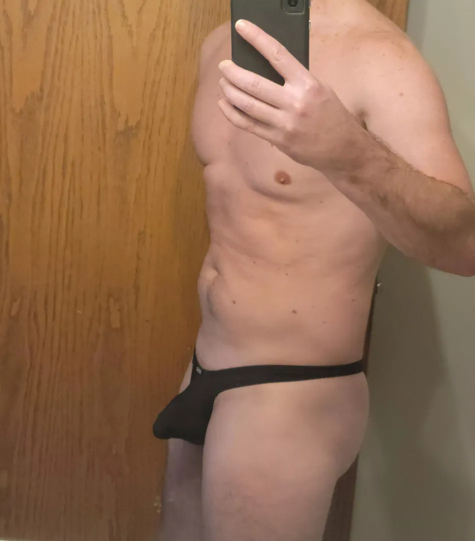 (M) Post workout. Been trying to get rid of the Dad bod.