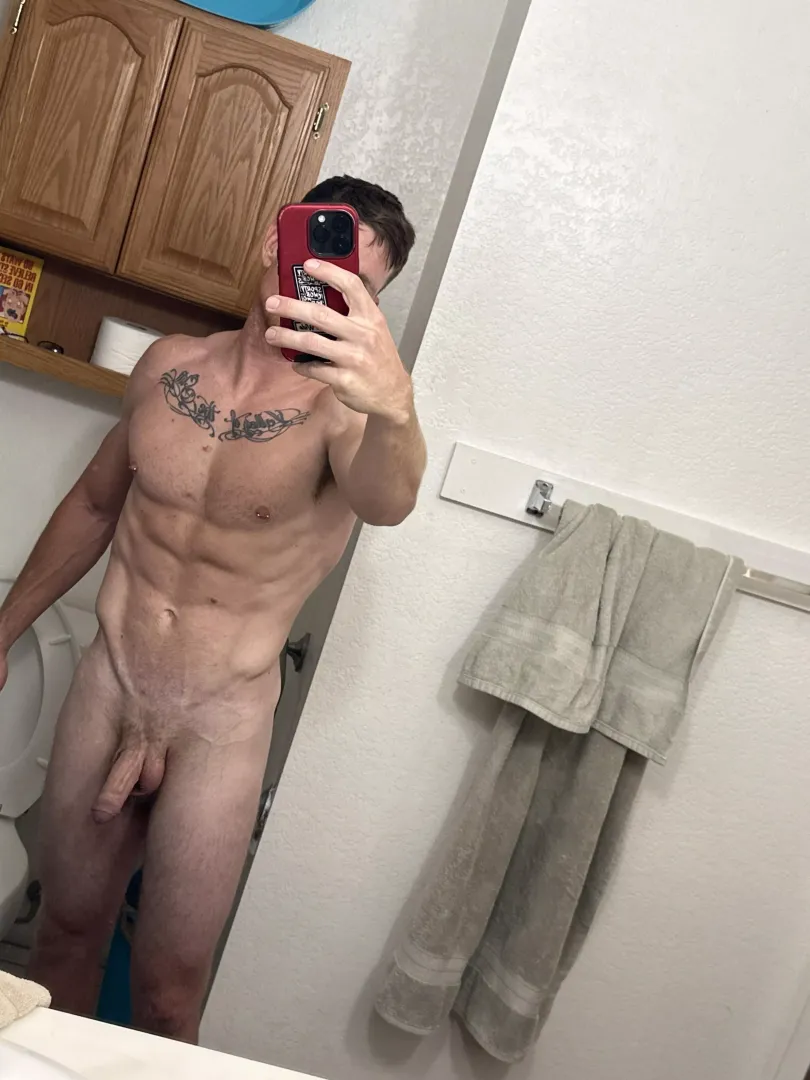 [M] post workout vibes