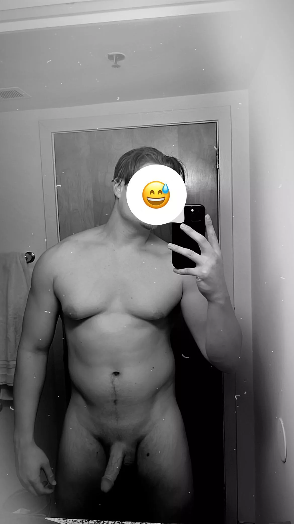 [M] Post-Gym / Pre-Shower