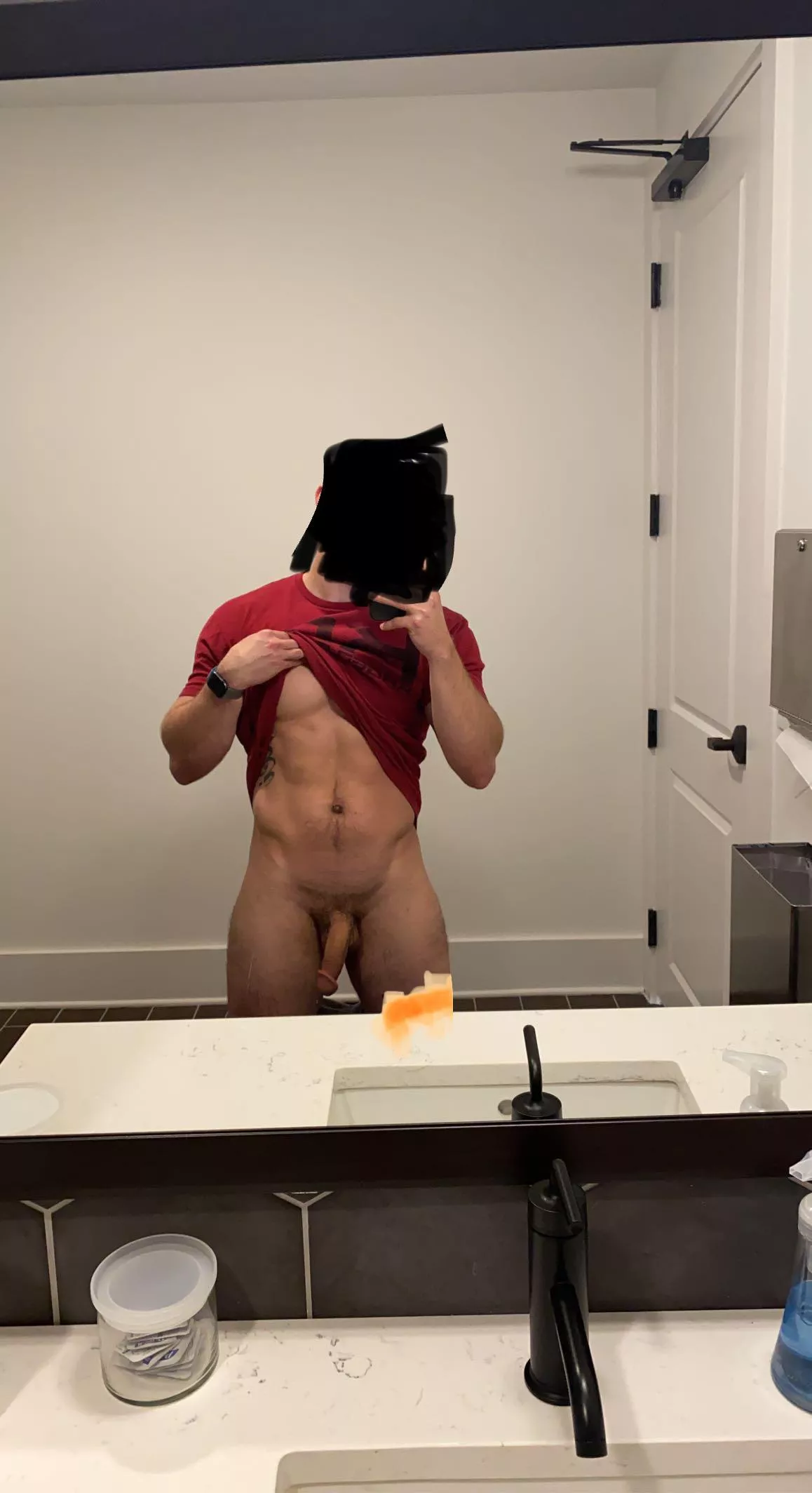 (M) Strongly considering making an OF, do males do well?