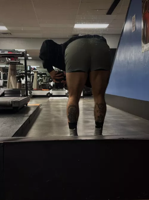 (M) who’s hungry?