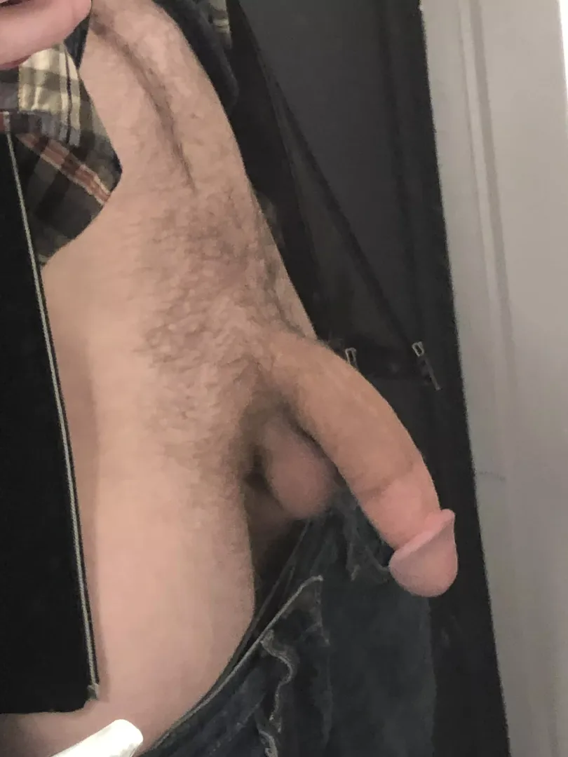 M24 bi, hangin out