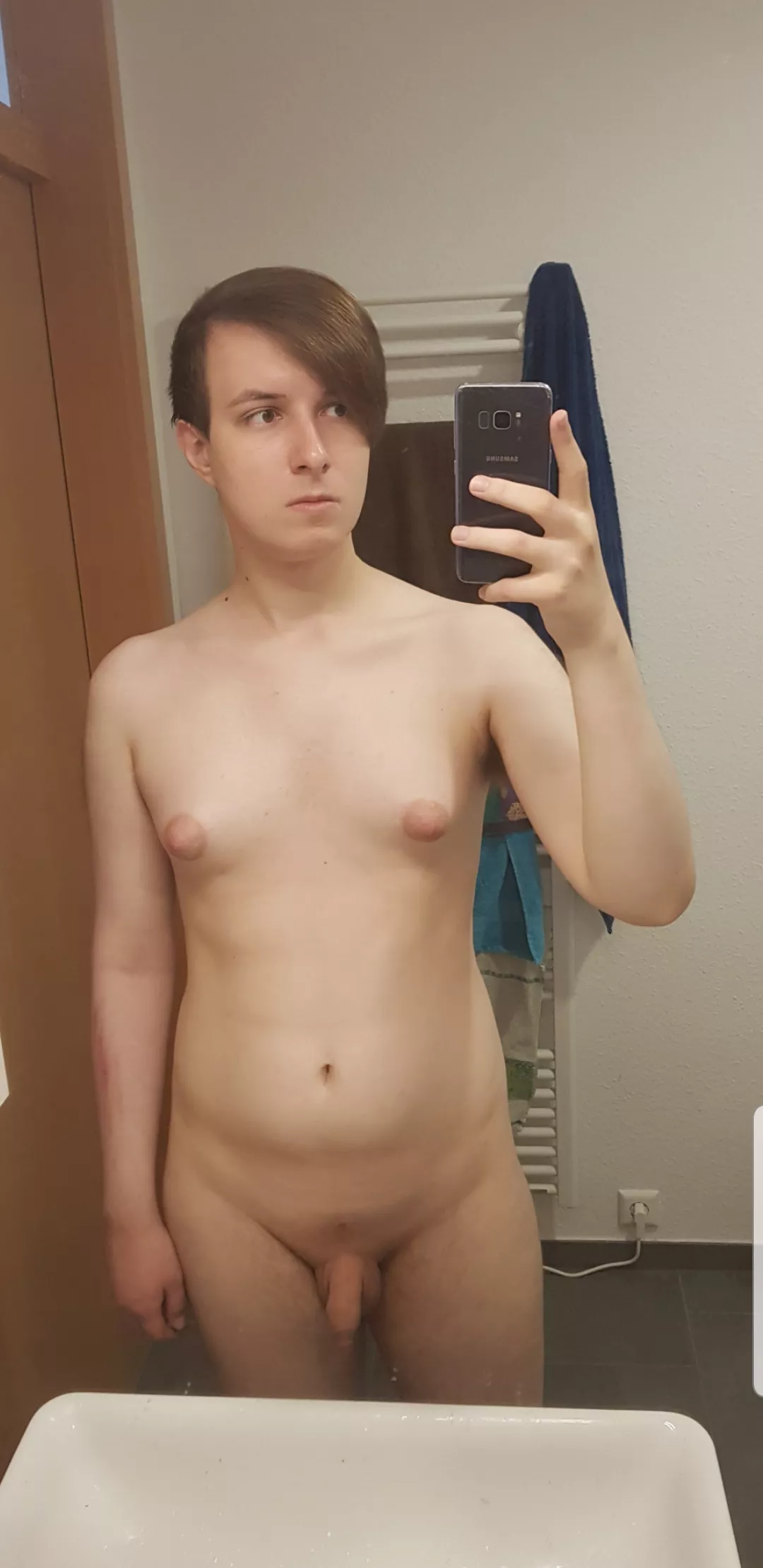 M25, 6'1, 190 lbs